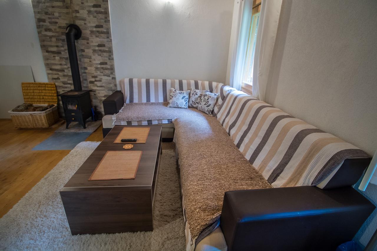 Cabin House Hidden Nest Mostar Ngoại thất bức ảnh